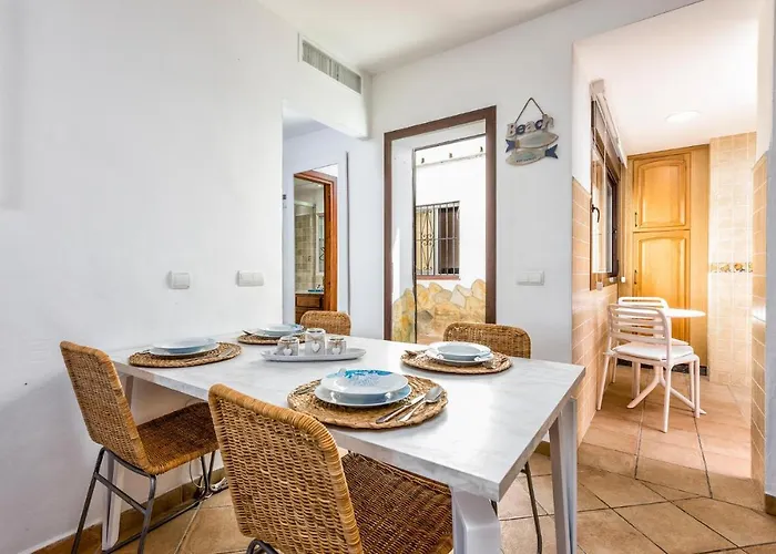 Gorgeous In With Kitchen